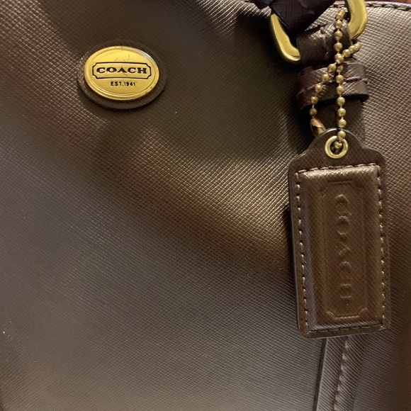 Coach Dome Brown Peyton Leather Satchel Purse Handbag.  No. H1369-F25671. - Picture 4 of 6
